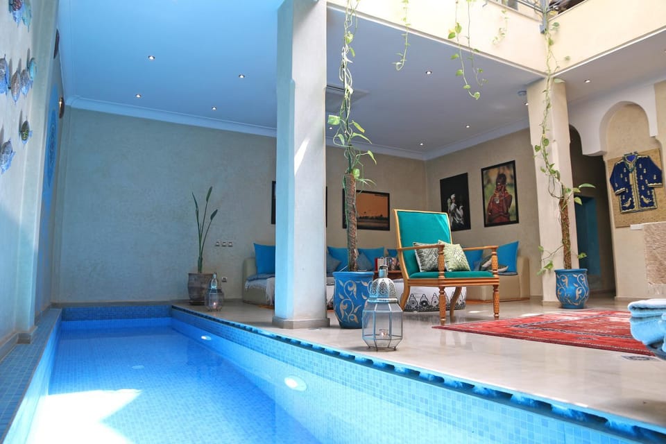 Swimming pool