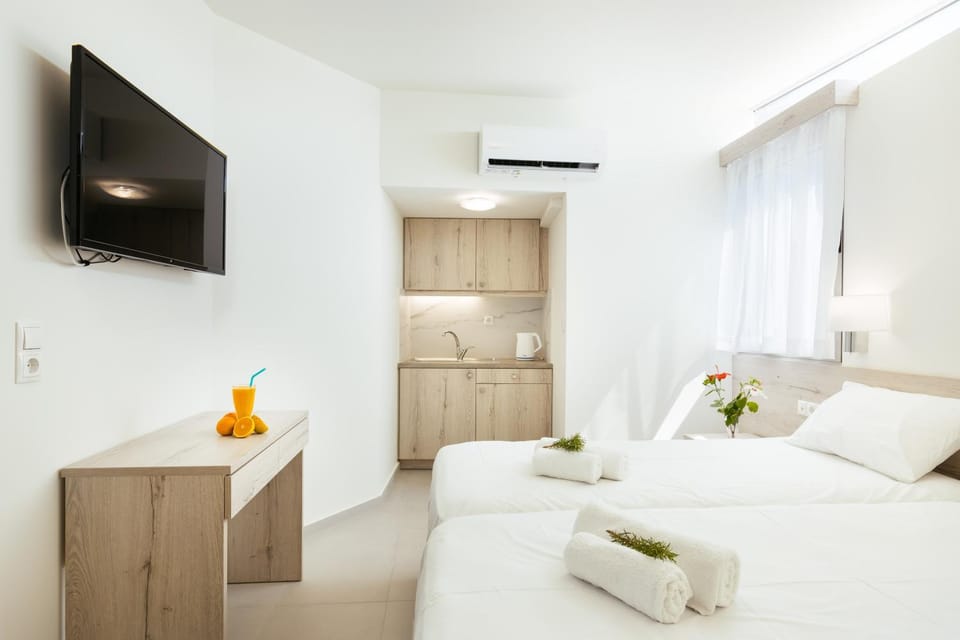 TV and multimedia, Photo of the whole room