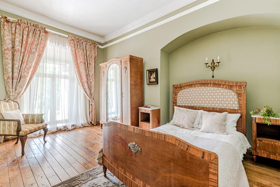 Taujėnų dvaro svečių namai Apartment hotel in Vilnius County, Lithuania