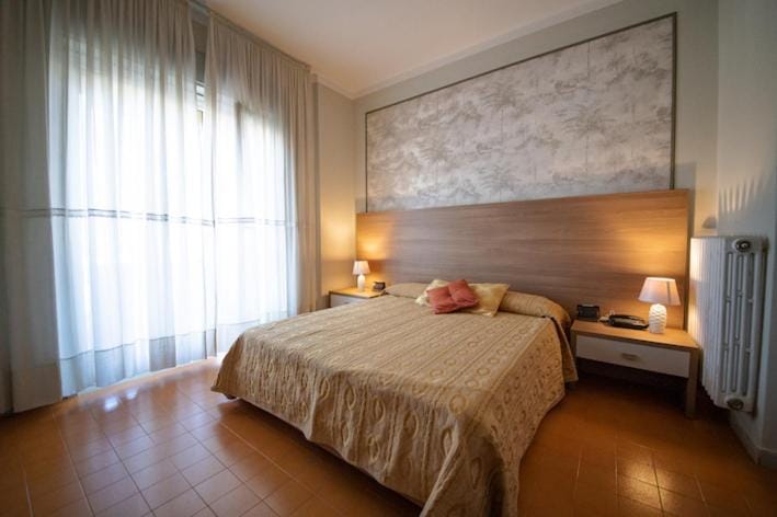Hotel Venezuela Hotel in Campania