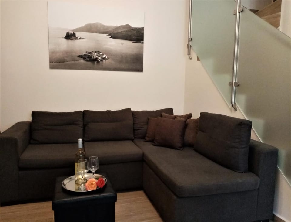 Seating area, Alcoholic drinks