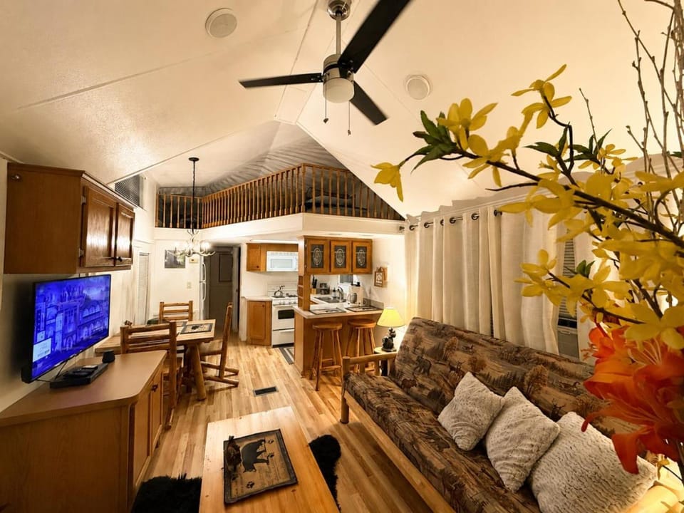 Mountain View #580 Villa in Whittier