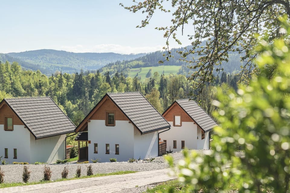 Property building, Day, Mountain view