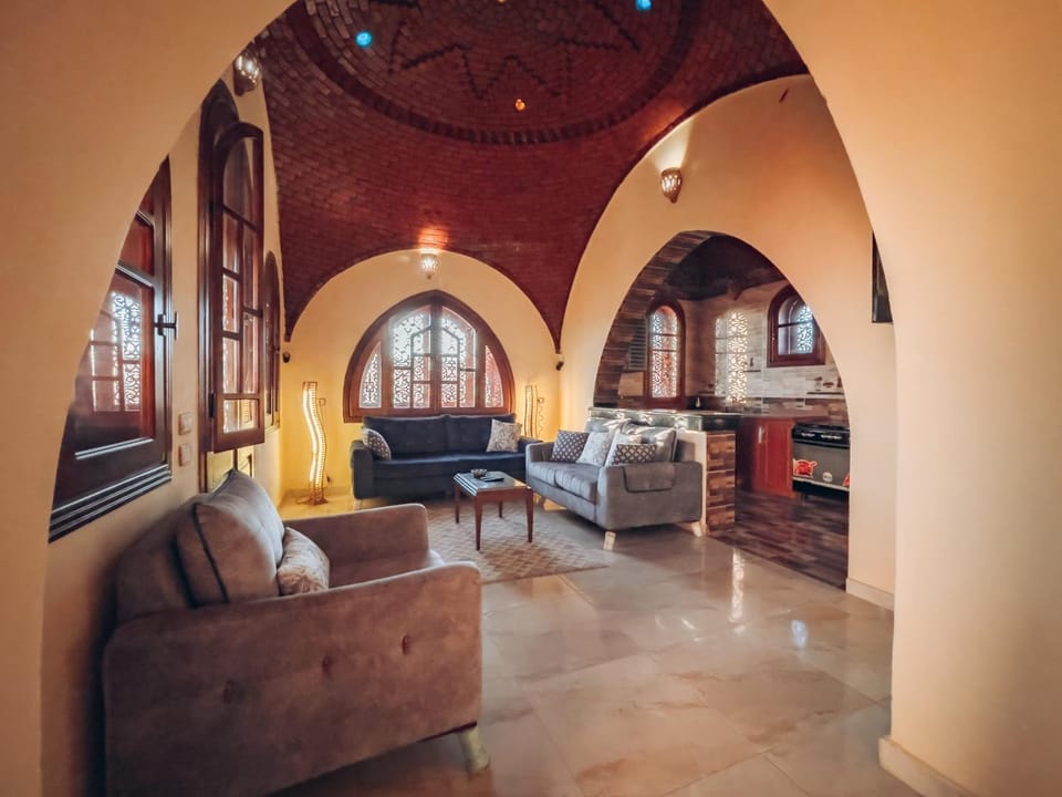 Tunis Palace - Fayoum Villa in Egypt