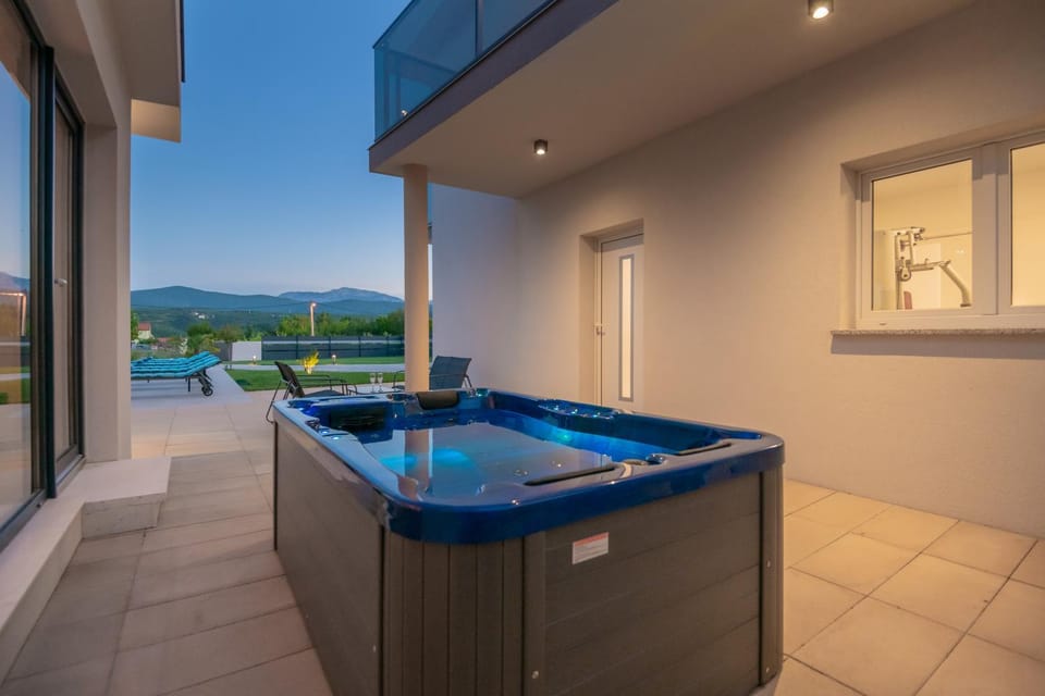 Villa Lukrecia, Luxury Villa in Imotski-Makarska Villa in Split-Dalmatia County