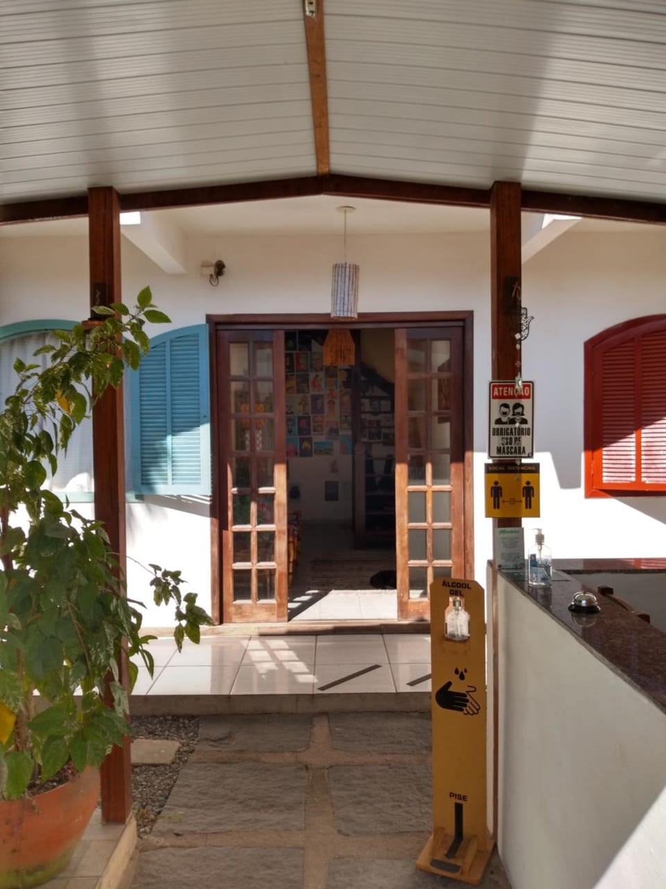 Facade/entrance