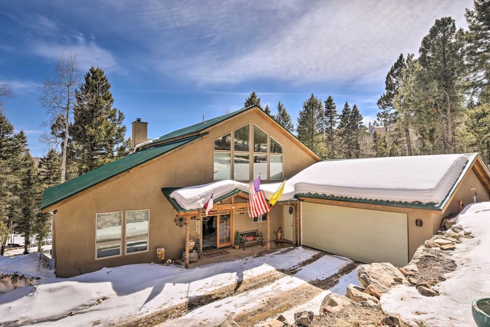 Expansive Angel Fire Retreat: 1 Mi to Fishing! House in Angel Fire