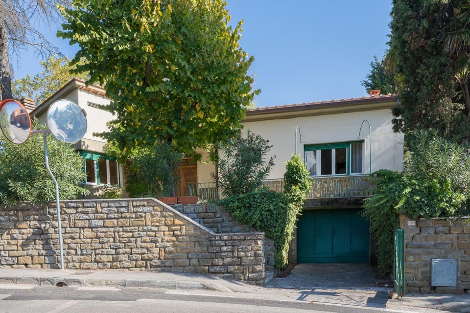 Casa con Giardino a 100 metri dal centro storico Con AC House in Tuscany