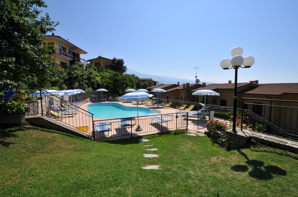 Garden, Pool view, Swimming pool