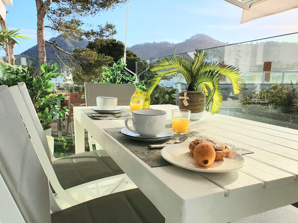 Brand New CalaDoy at 150 meters from Canyamel Beach, Pool & Garden, Solarium Apartment in Llevant