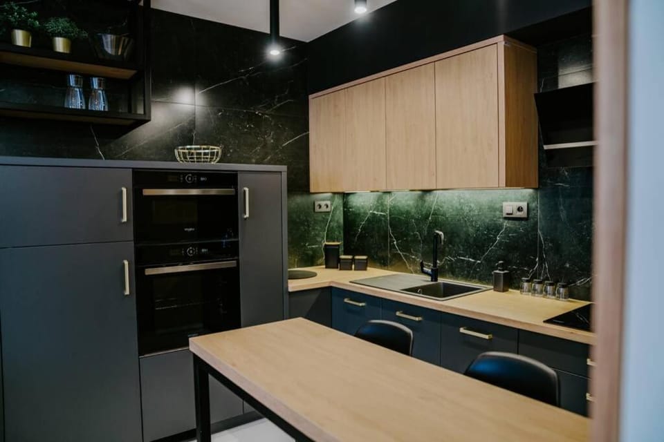 Kitchen or kitchenette, oven