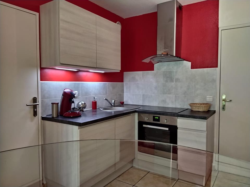 Coffee/tea facilities, Kitchen or kitchenette, pet friendly