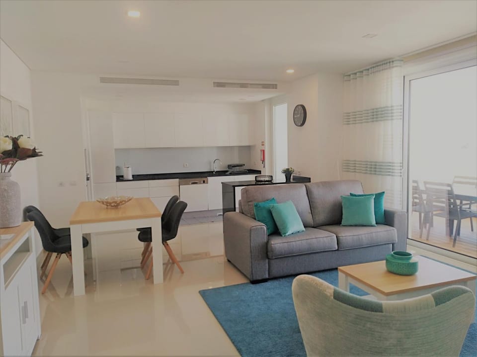Kitchen or kitchenette, Living room, Dining area