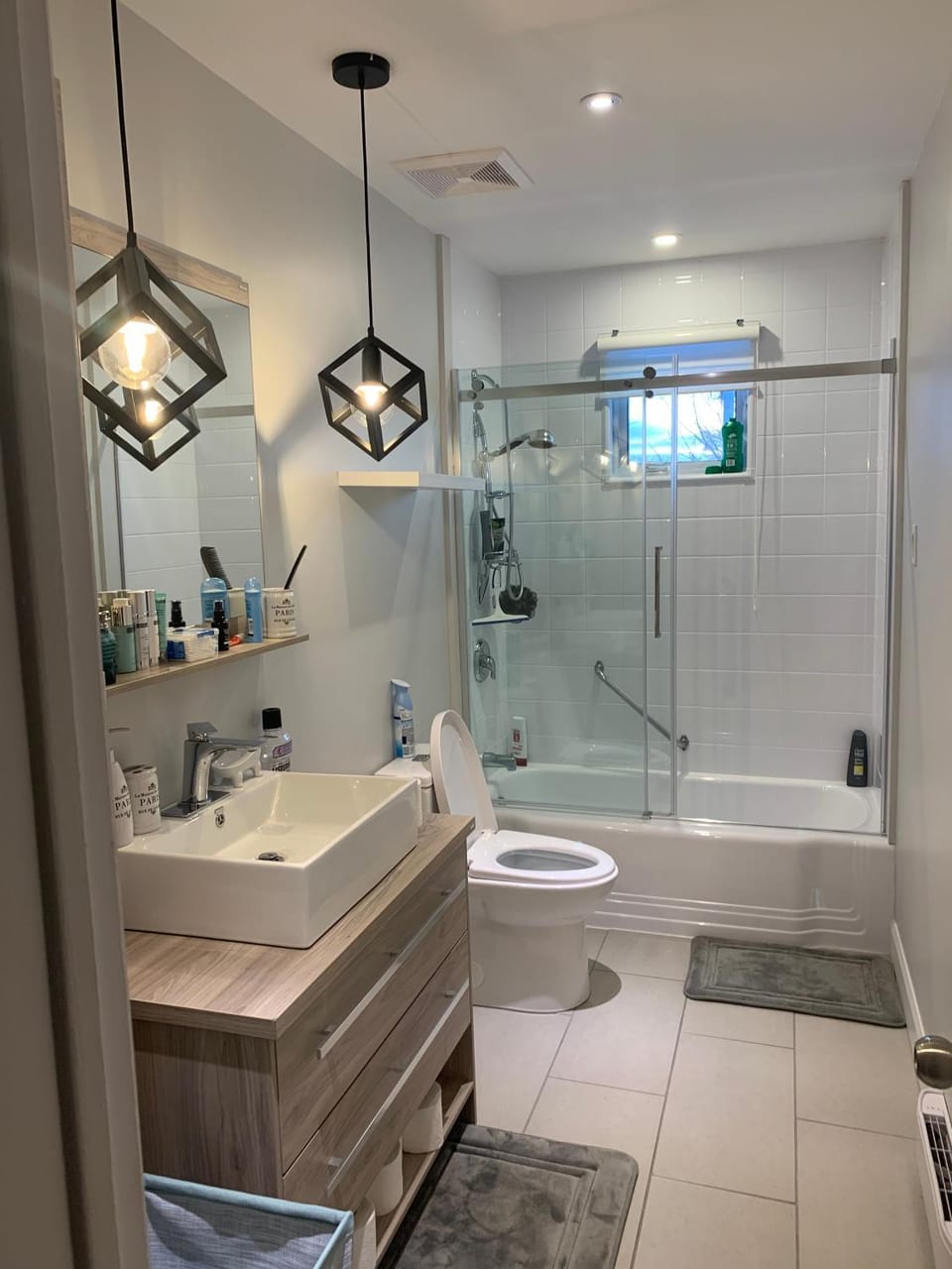 Shower, Toilet, Bathroom, Bath