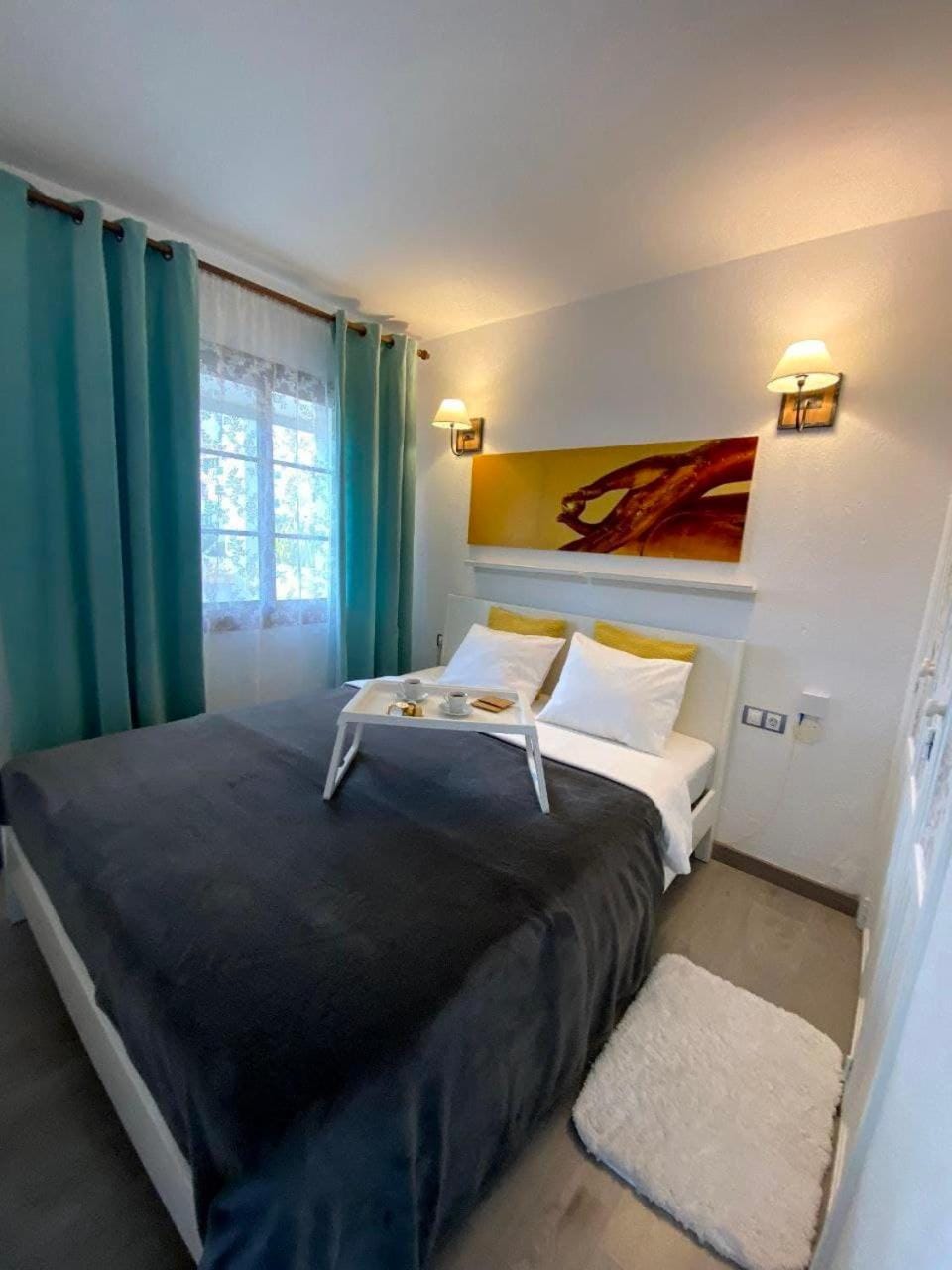 Bed, Bedroom
