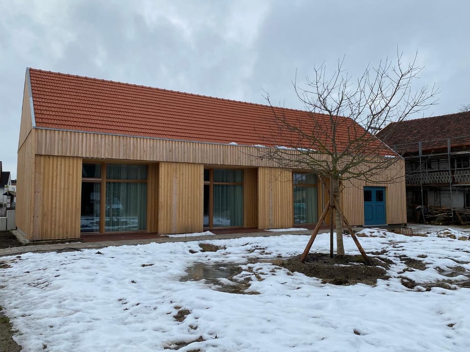 Property building, Facade/entrance