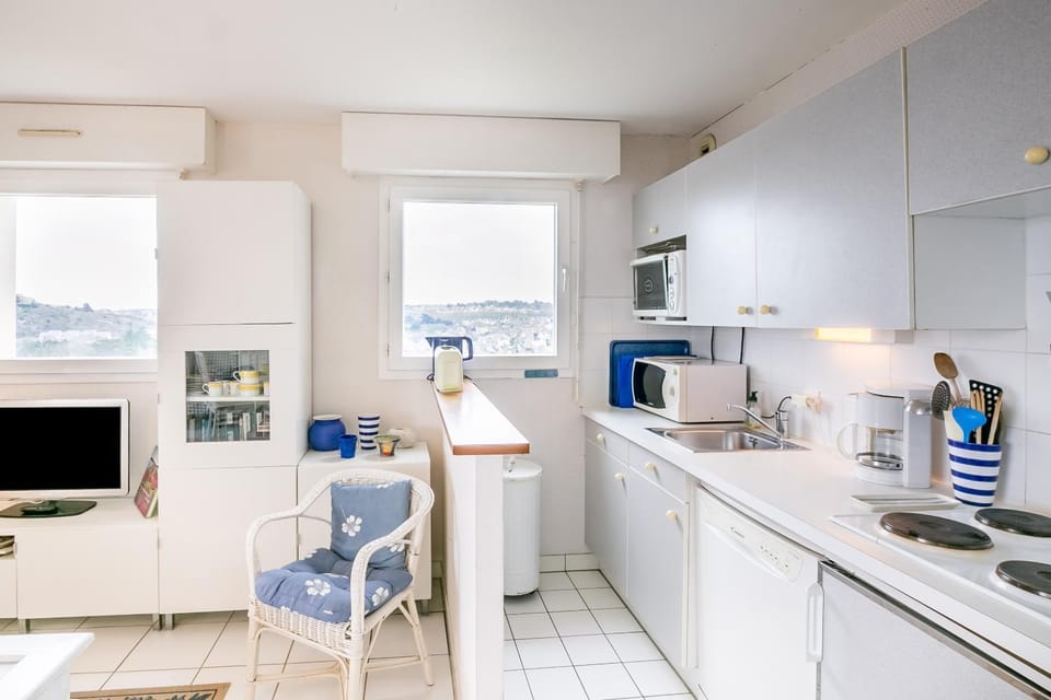 Kitchen or kitchenette, Other