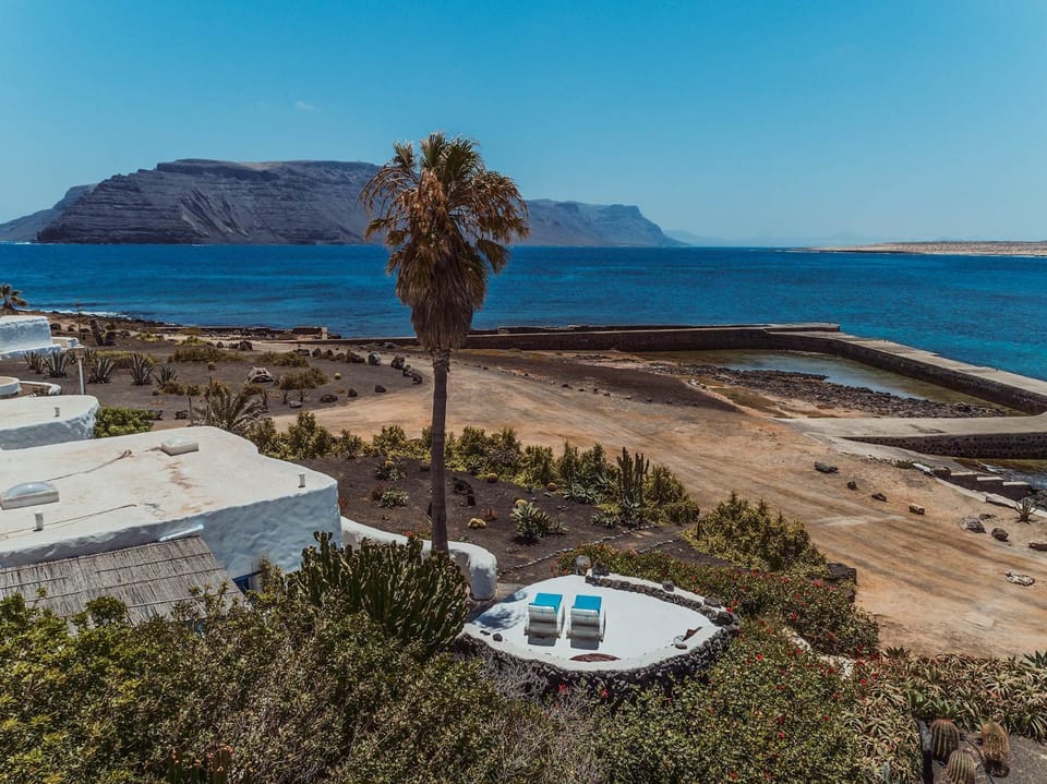 Seaside Villa La Graciosa by Airnest House in Isla de Lanzarote