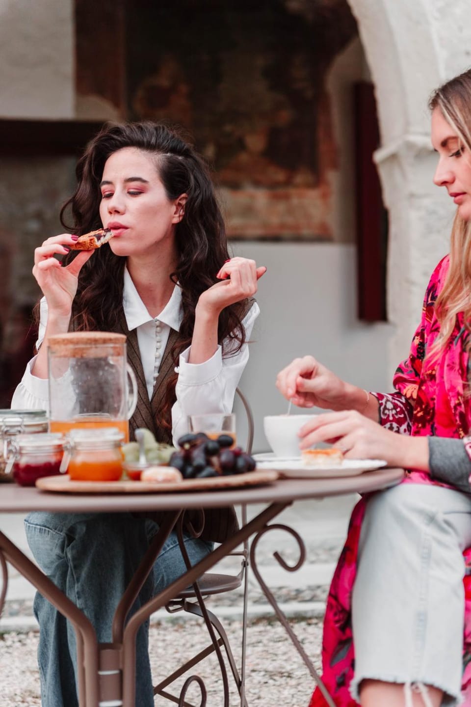 Property building, Restaurant/places to eat