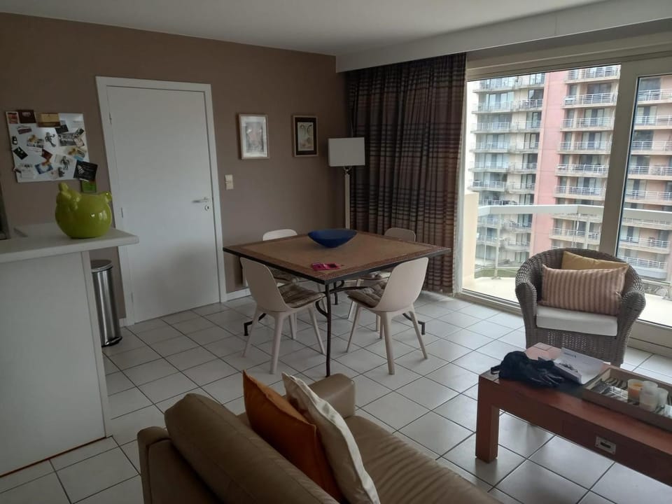 Appartement rénové à Nieuport, Franslaan 123 Résidence Zonnekeer Apartment in Koksijde