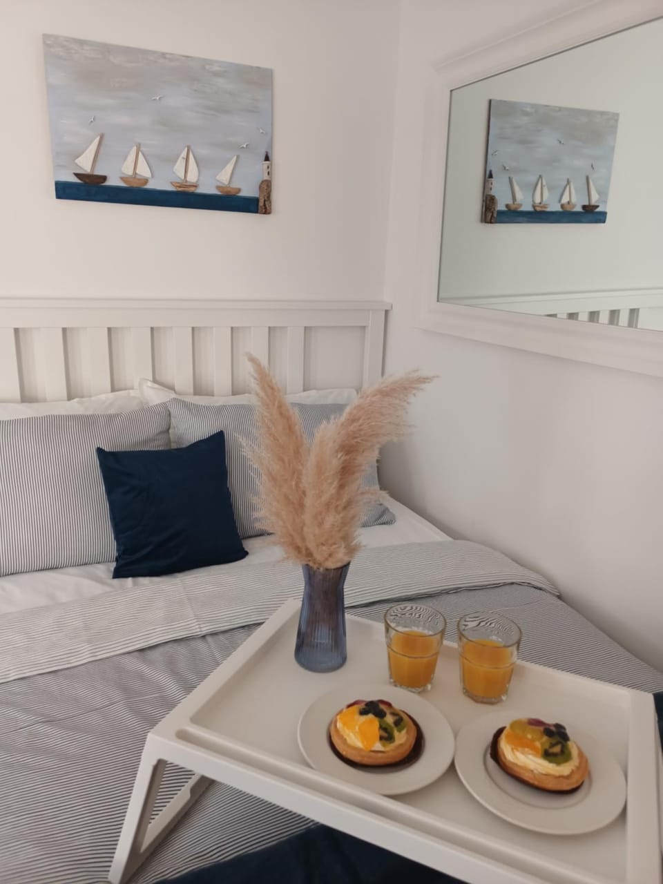 Bed, Breakfast, air conditioner