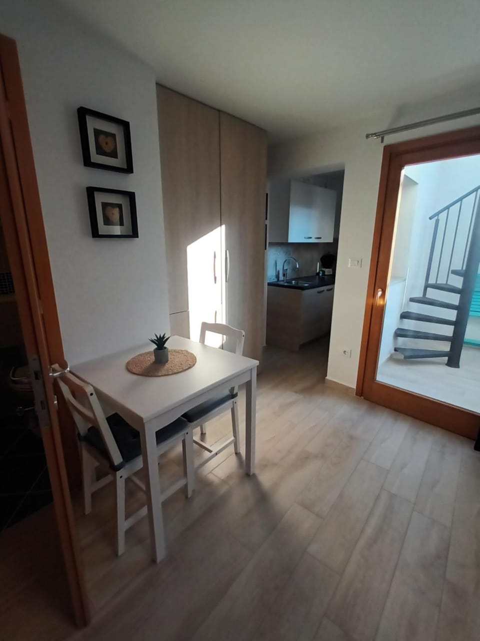 Balcony/Terrace, Dining area