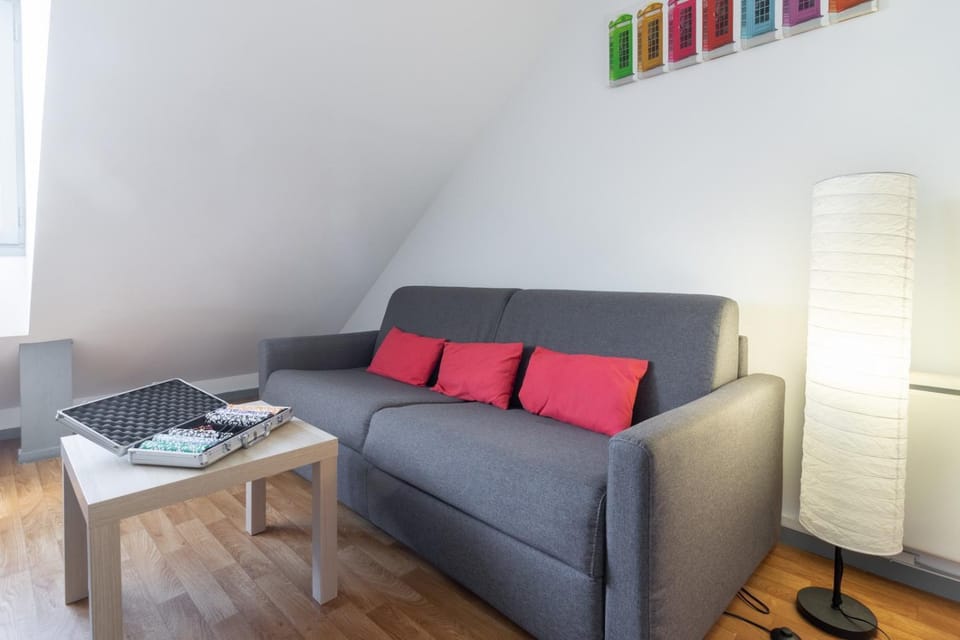 Communal lounge/ TV room, Living room