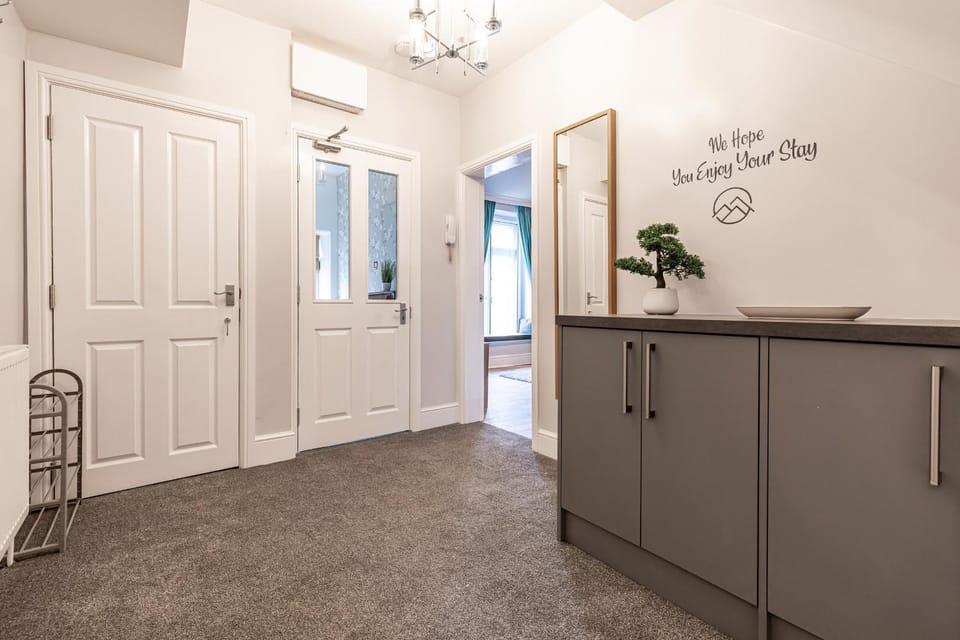 The Rooftop Apartment in High Peak District