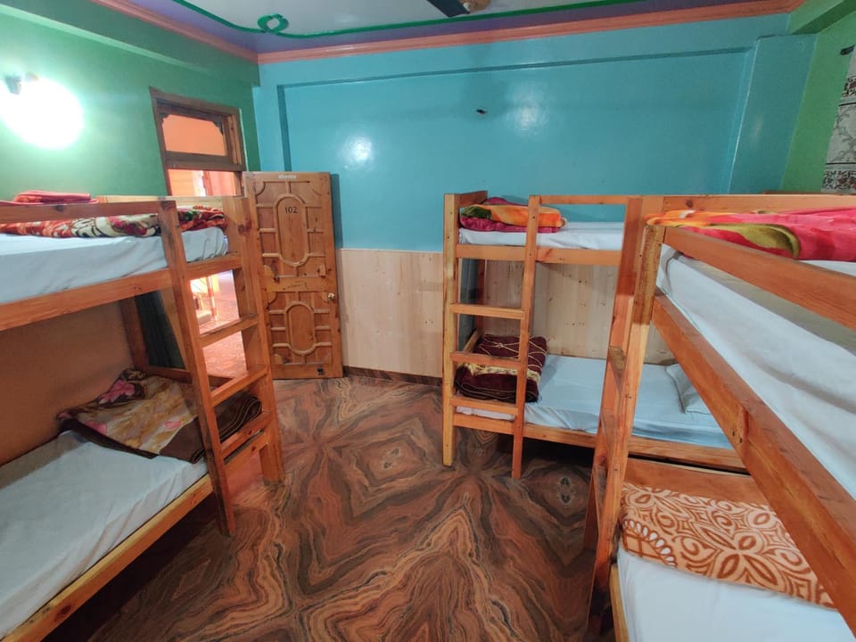 bunk bed