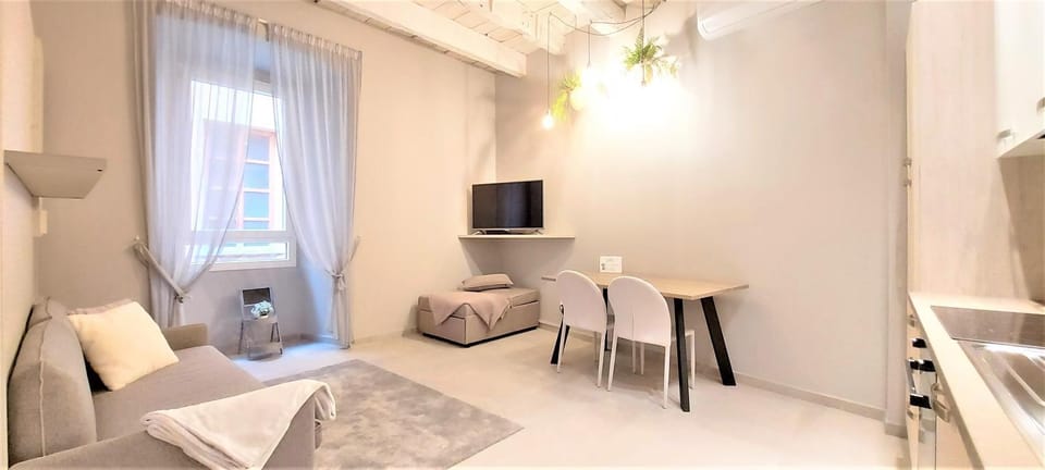Petronilla House 008055-LT-1202 Apartment in Sanremo