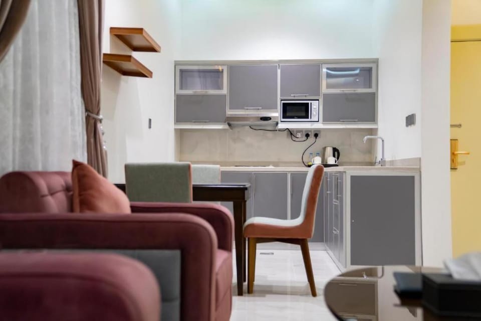 5 سيزون اقتصادي Hotel in Al Khobar