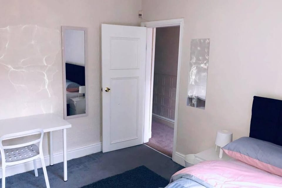 Manchester Lounge 4/BR house Stockport Airport House in England