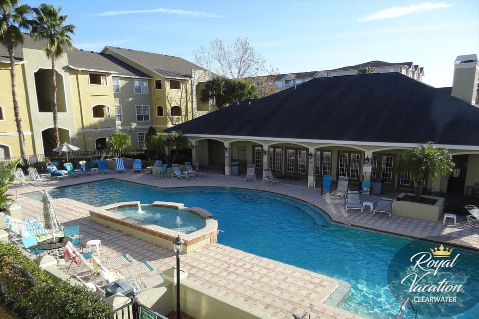 Swimming pool, Swimming pool