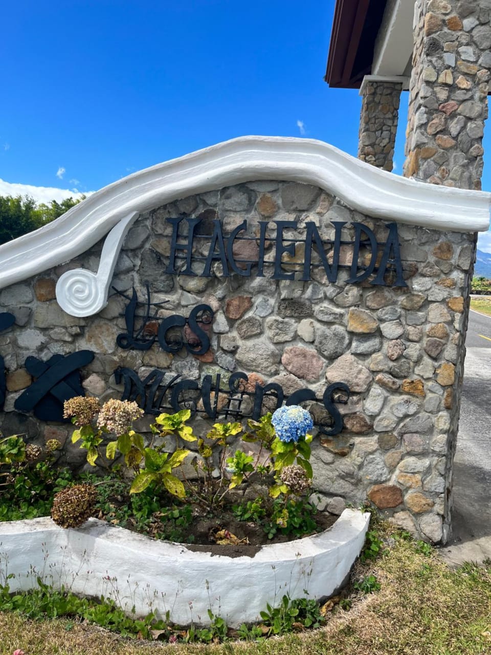 Property logo or sign