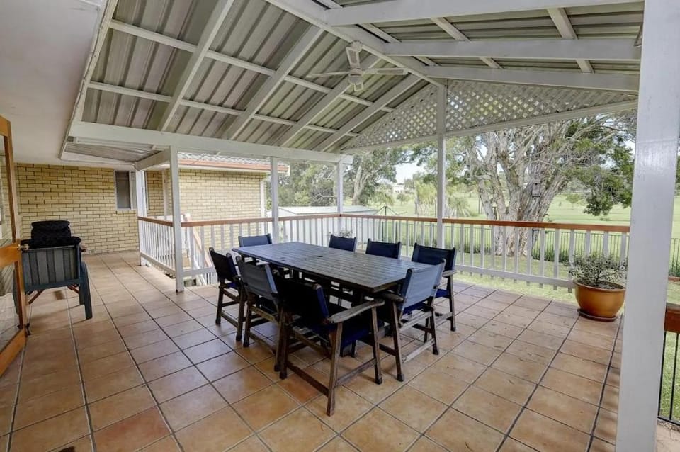 Retreat on Gleeson House in Forster