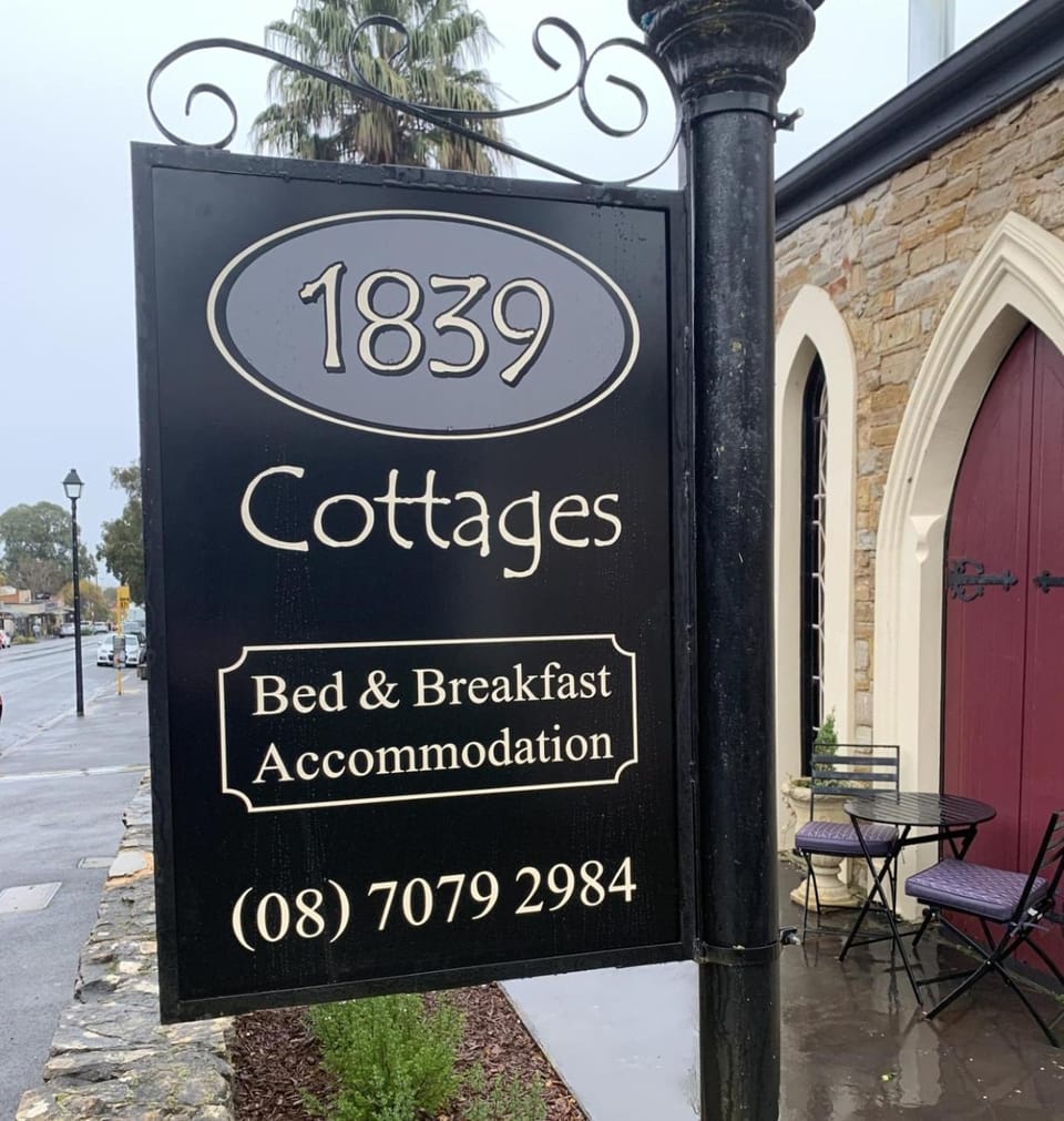 Property building, Neighbourhood, Street view