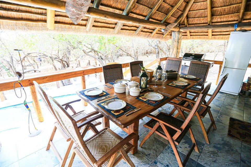 Khaya Romantica - Bush getaway House in South Africa