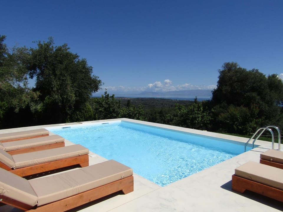 Natural landscape, Swimming pool, sunbed