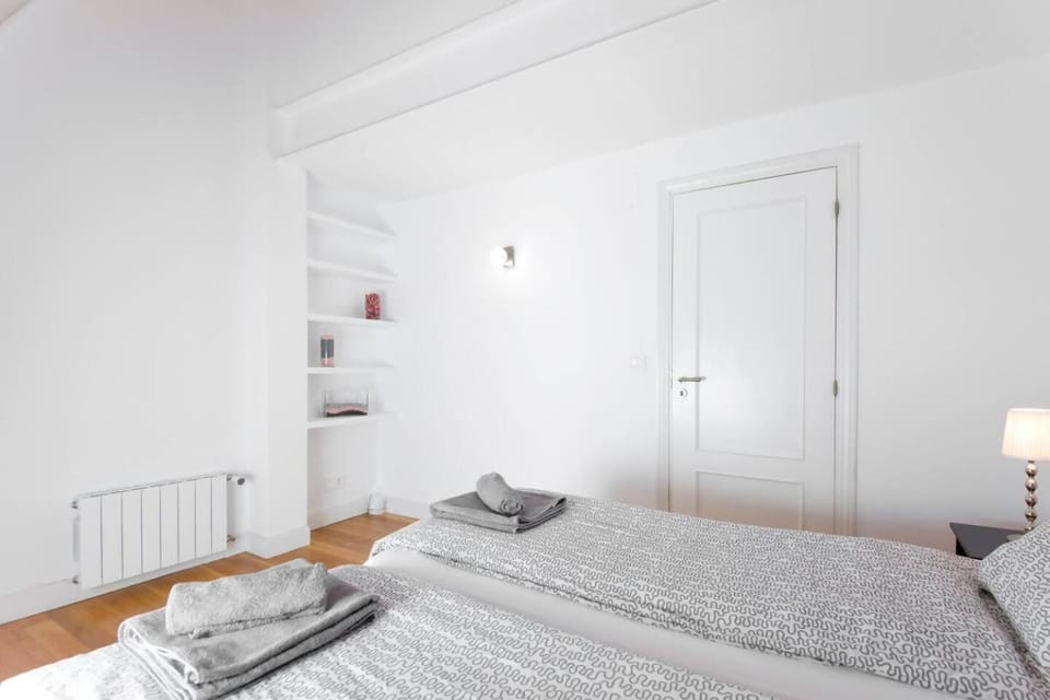 Atico duplex centrico con parking incluido Apartment in San Sebastian