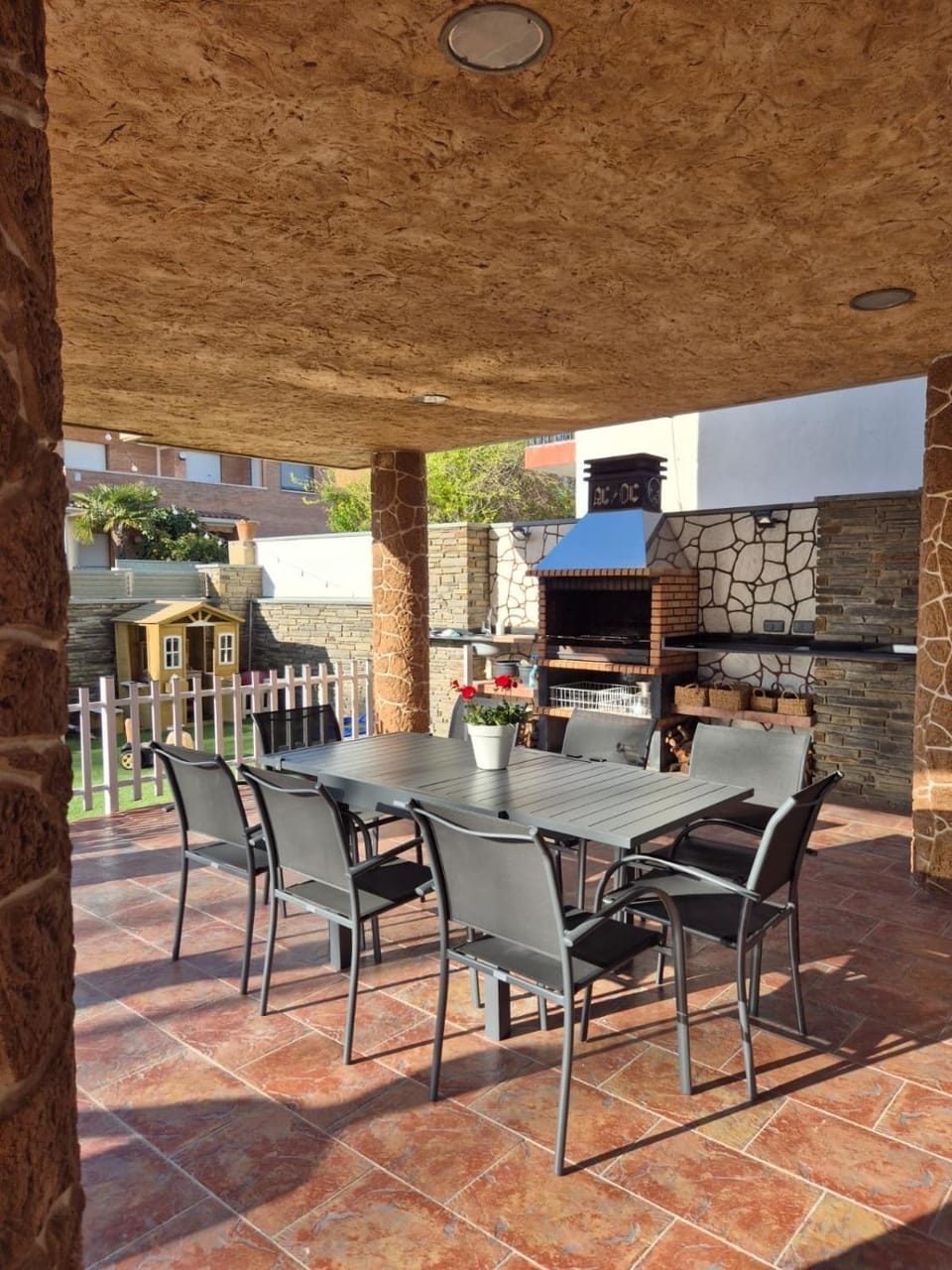 Villa Luxury Rock Tirri House in Reus