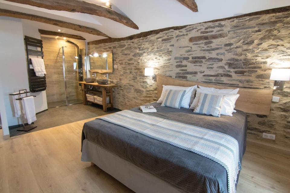 Property building, Bedroom