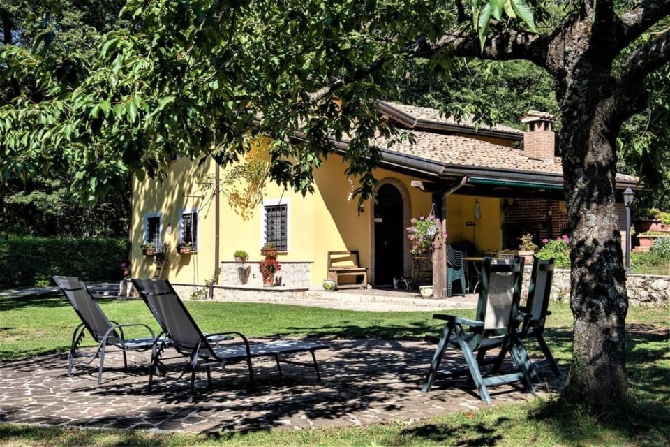 Villa Giardino Boschivo - Irpinia Villa in Campania