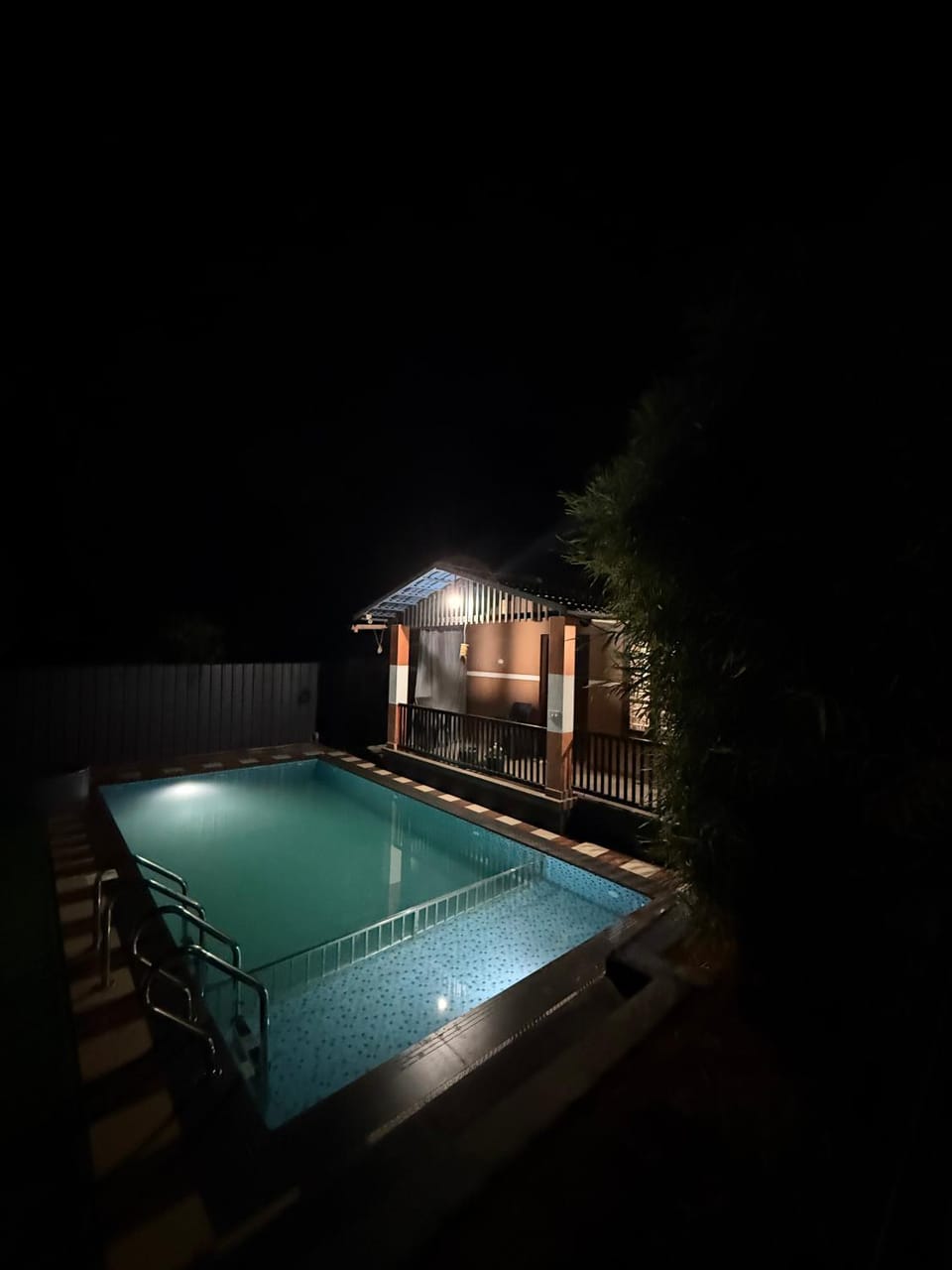 Property building, Swimming pool