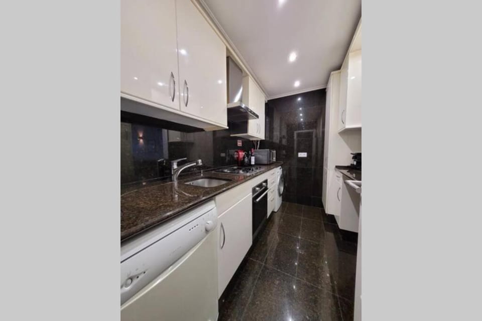 Marble Home - São Sebastião Apartment in Lisbon