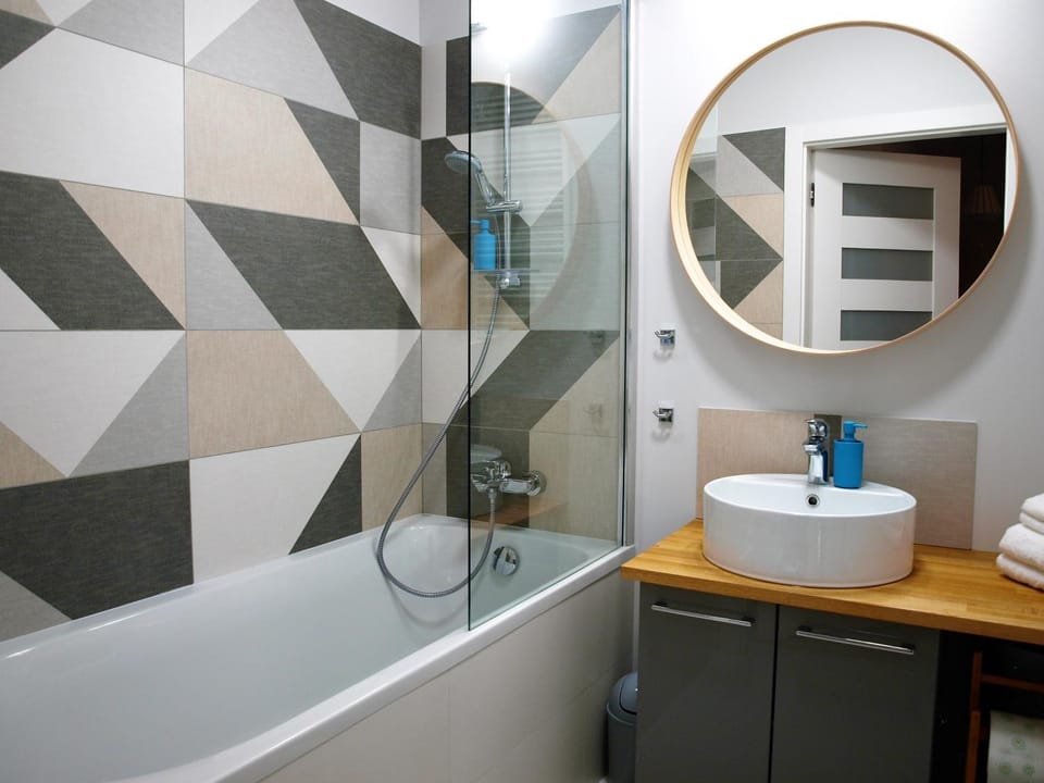 Shower, Bathroom, Bath