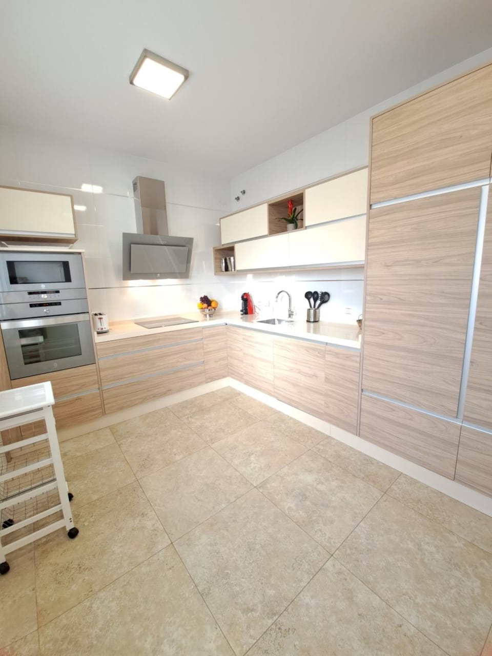 Kitchen or kitchenette, dishwasher, minibar, oven, pet friendly, stove