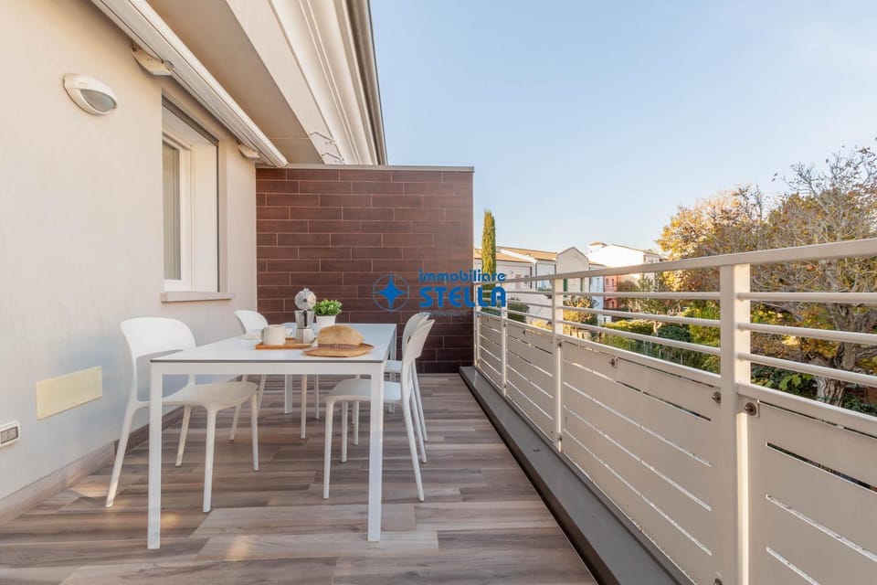 Day, Balcony/Terrace