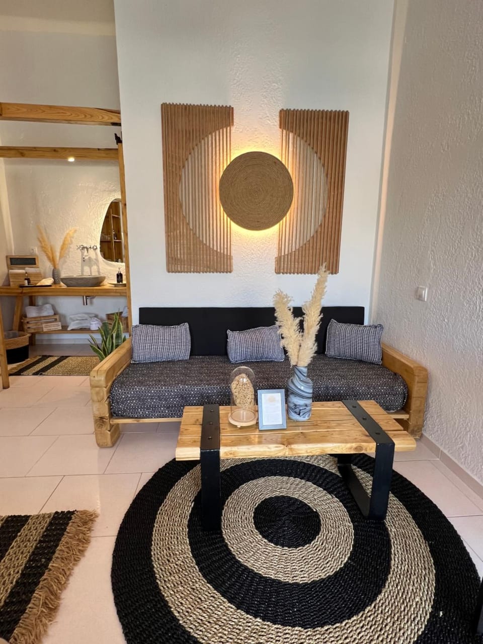 Living room, Seating area