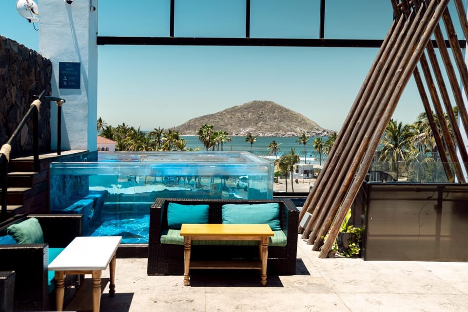 Balcony/Terrace, Swimming pool