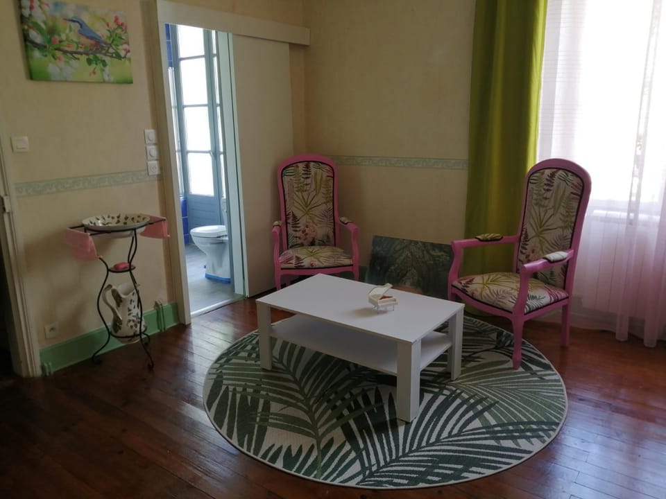 Seating area
